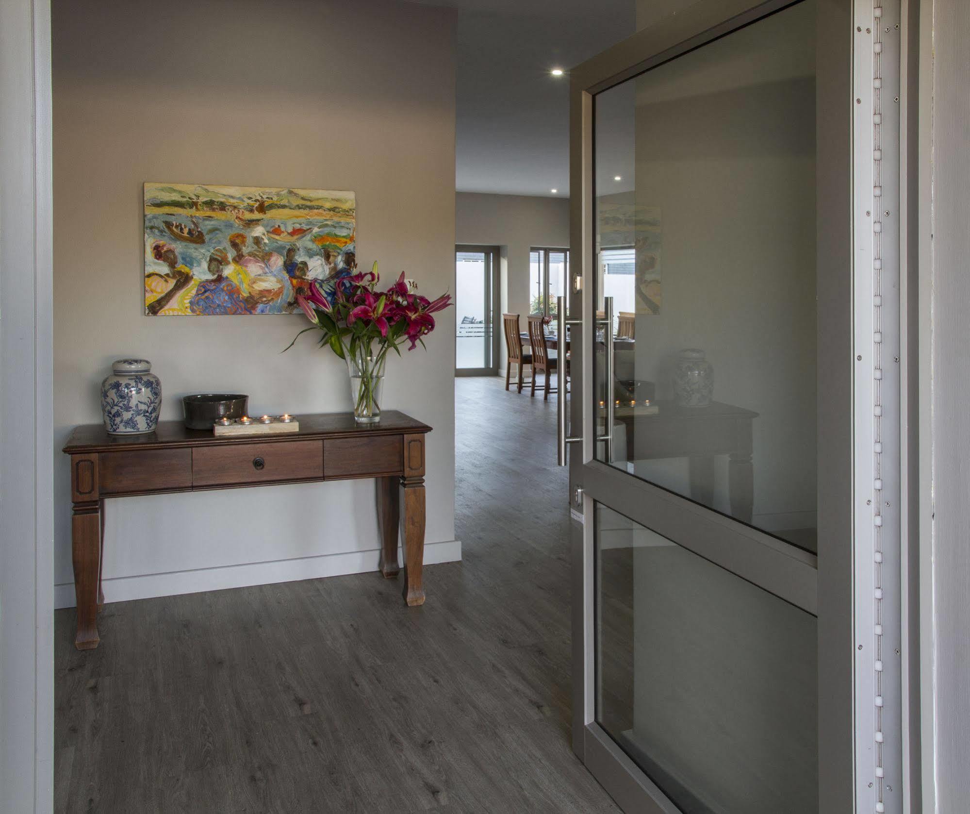 Ocean Bay Guesthouse Port Elizabeth Zewnętrze zdjęcie